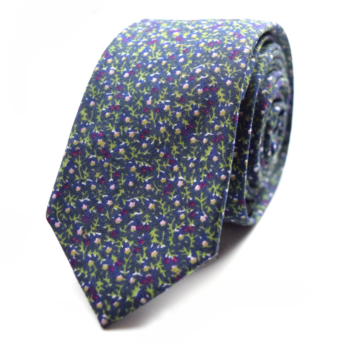 The Midnight Roses Tie
