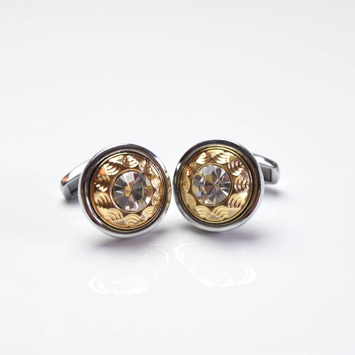 Silver cufflinks with center diamond